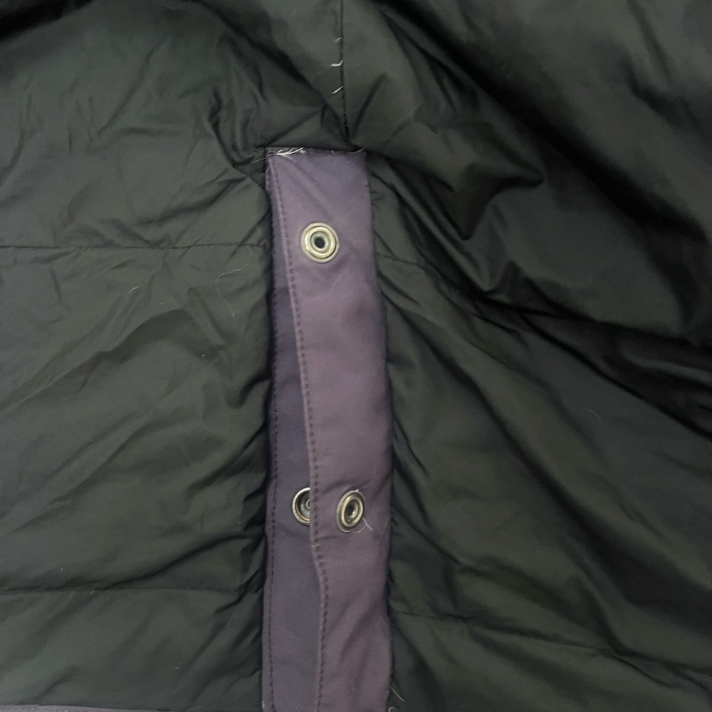 The North Face Women's Tremaya Parka in Deep Purple. Size L. - Picture 10 of 10